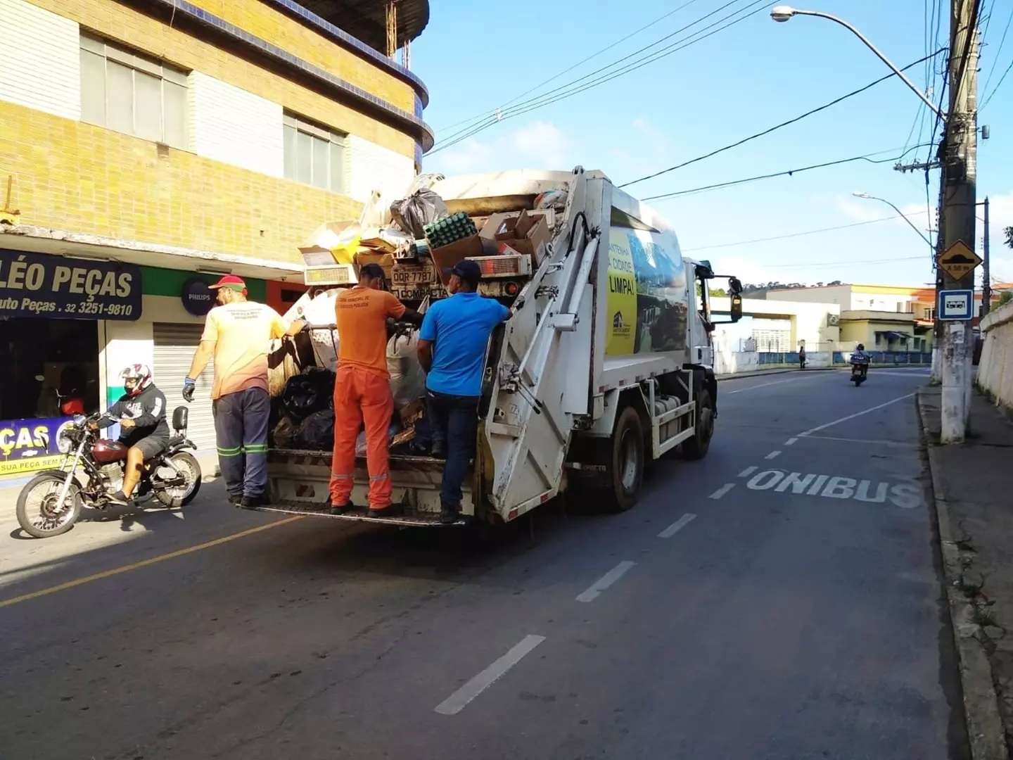 Divisão de Serviços Públicos da Prefeitura de Santos Dumont manterá coleta de lixo nesta segunda-feira